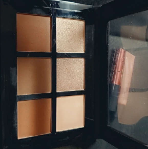 Makeup Bundle!💄💅 - Picture 2 of 6